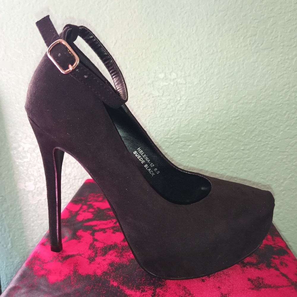 Bella Marie Black Stiletto Heels with Ankle Strap